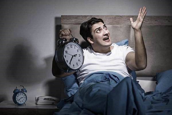 Ненавижу соседей сверху: что делать, когда шум с головой?